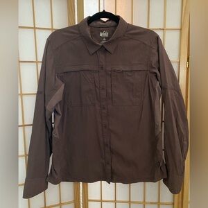 REI Women’s Plum Lightweight Hiking Outdoor Button-Up Shirt